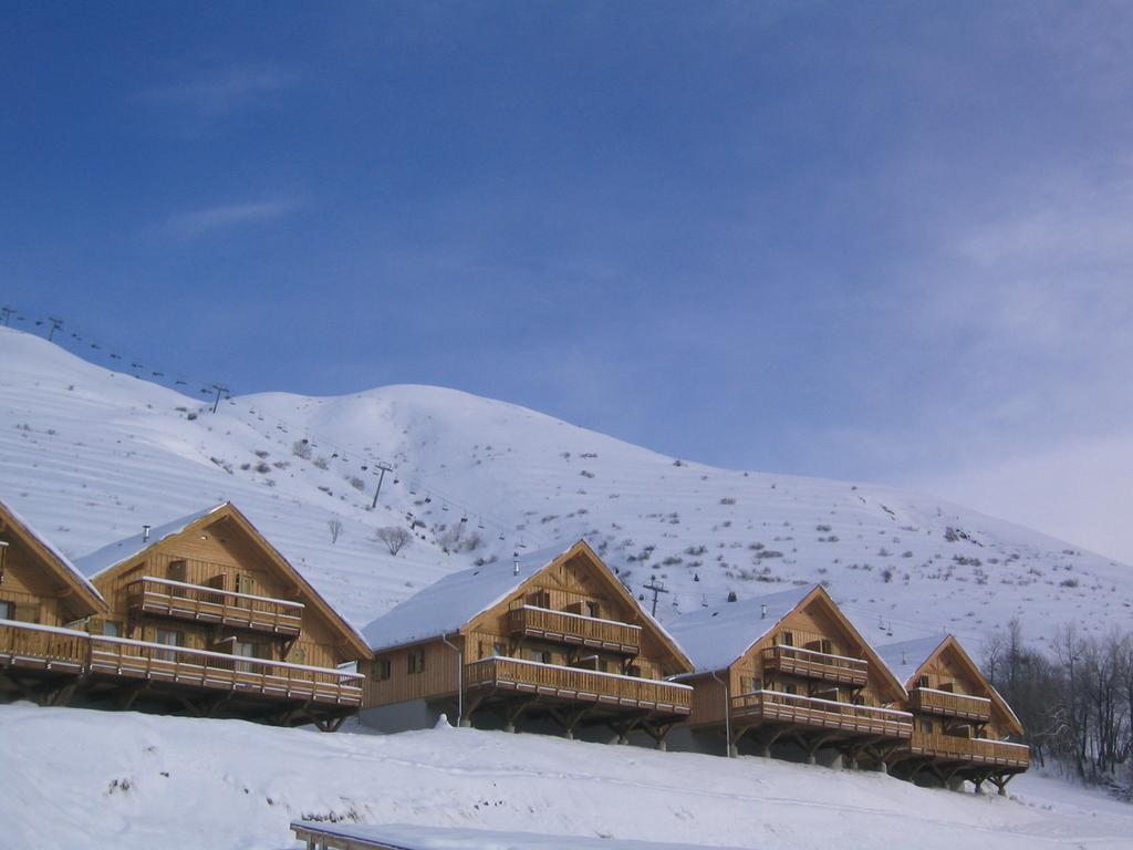 Madame Vacances Appartements Et Chalets La Fontaine Du Roi La Chal Bagian luar foto