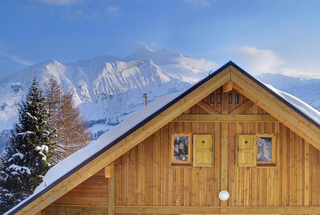 Madame Vacances Appartements Et Chalets La Fontaine Du Roi La Chal Bagian luar foto