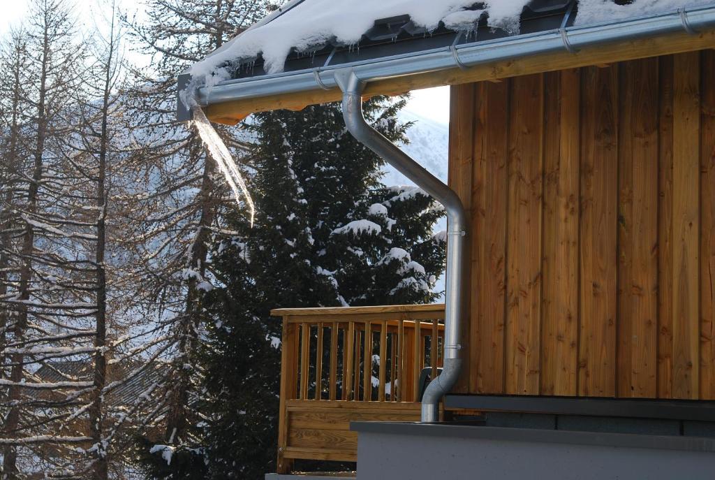 Madame Vacances Appartements Et Chalets La Fontaine Du Roi La Chal Bagian luar foto